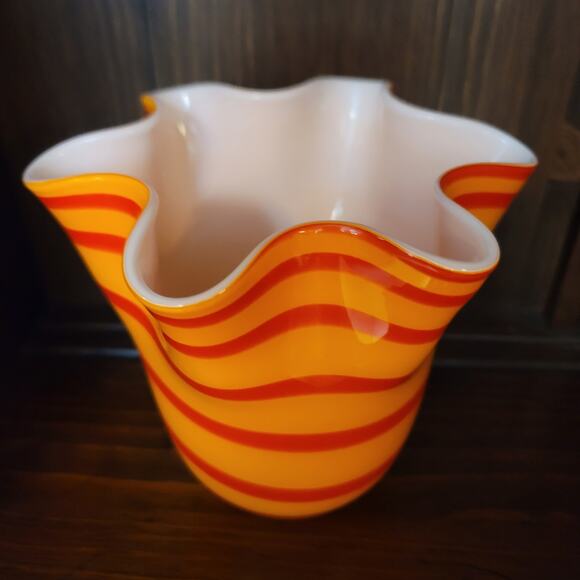 Vintage Art Glass Ruffled Handkerchief Vase Orange & Red Stripe - Picture 5 of 7